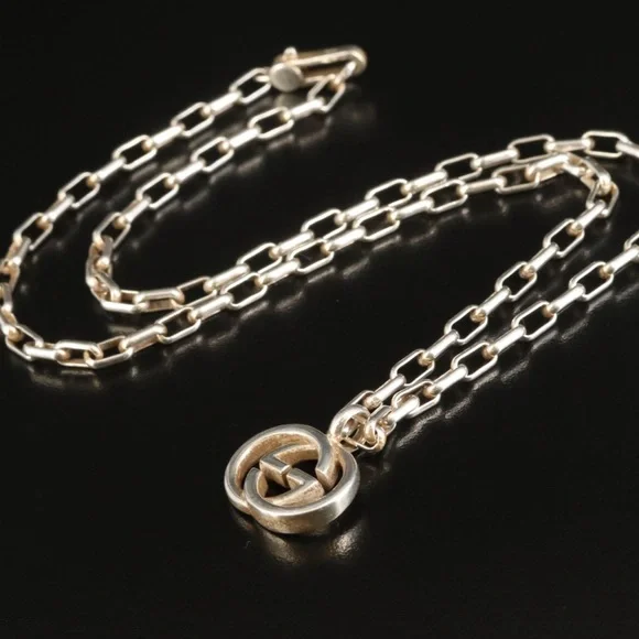 Gucci sterling silver pendent made in Italy.